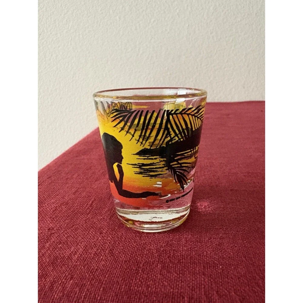 Vintage 1980s/1990s Libbey Maui Souvenir Shot Glass Surfer Girls Hawaii Beach